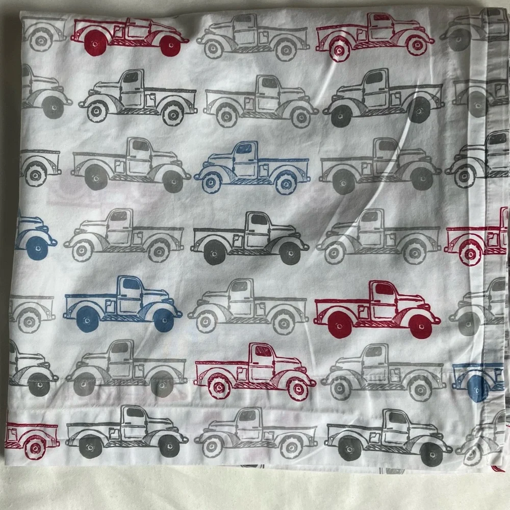 POTTERY BARN KIDS Truck Print Cotton Twin Flat Sheet - Red, Blue, Gray (1)